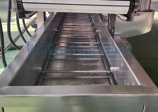 industrial continuous fryer Longitudinal Scraping Function